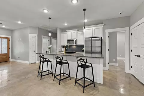 Other - 225 E Washington St, Denison, TX 75021 photo 3 of 14