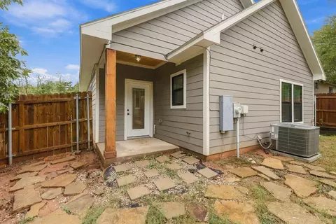 Other - 225 E Washington St, Denison, TX 75021 photo 10 of 14