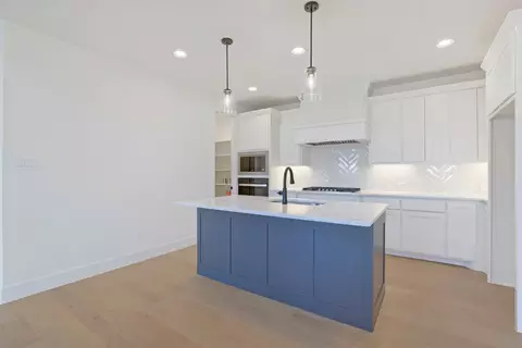 Kitchen - 1612 Ramble Way, Celina, TX 75009 photo 2 of 3