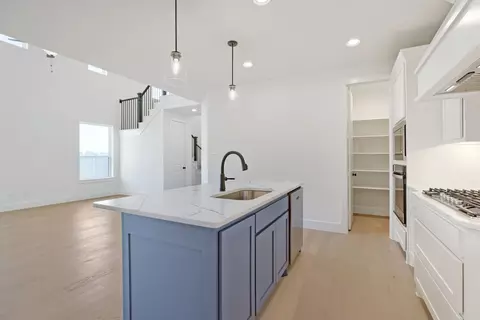 Kitchen - 1612 Ramble Way, Celina, TX 75009 photo 3 of 3