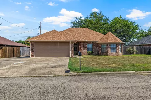 1100 Markeda, Sulphur Springs, TX 75482