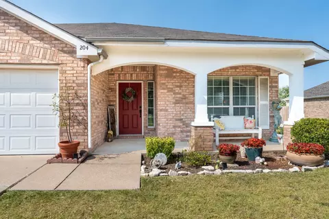 204 Cookston Ln, Royse City, TX 75189