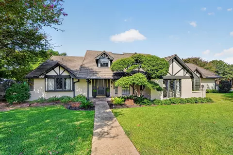 9 Pintail Pt, Heath, TX 75032