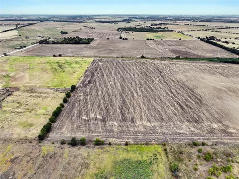 272 Hcr-3106, Abbott, TX 76621 photo 18