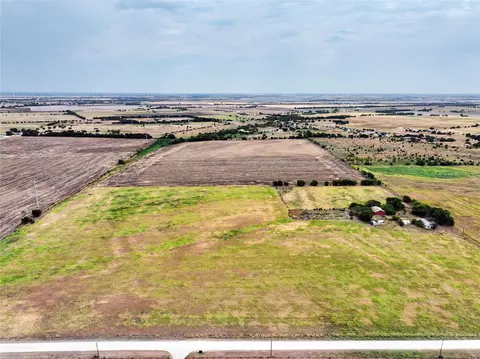 272 Hcr-3106, Abbott, TX 76621 photo 3