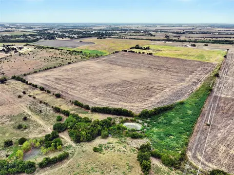 272 Hcr-3106, Abbott, TX 76621 photo 10