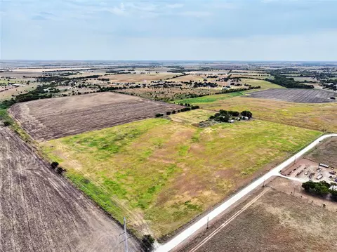 272 Hcr-3106, Abbott, TX 76621 photo 4