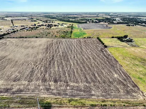 272 Hcr-3106, Abbott, TX 76621 photo 6