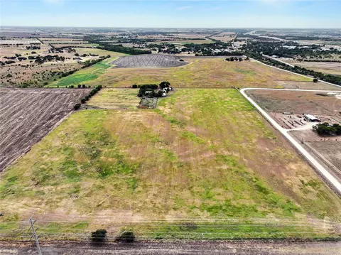 272 Hcr-3106, Abbott, TX 76621 photo 5