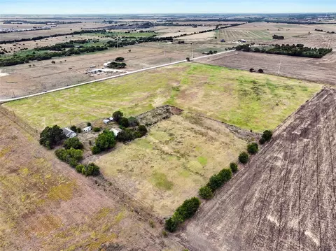 272 Hcr-3106, Abbott, TX 76621 photo 19