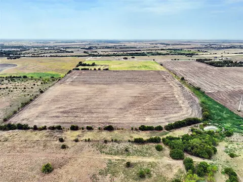 272 Hcr-3106, Abbott, TX 76621 photo 11