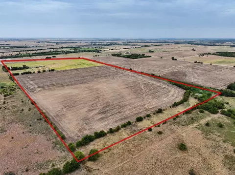 272 Hcr-3106, Abbott, TX 76621 photo 12