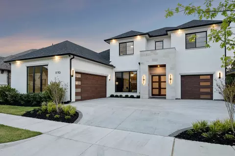 1770 Coopers Hawk Dr, Arlington, TX 76005