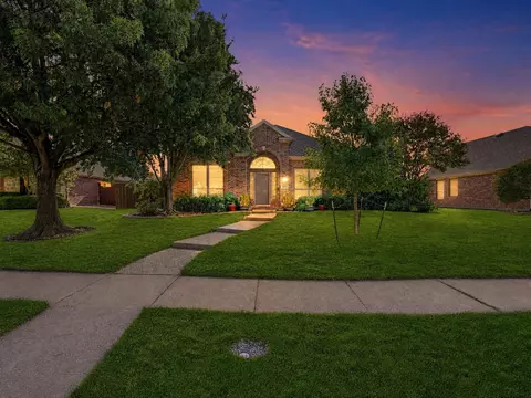 12334 Blue Ridge Dr, Frisco, TX 75033