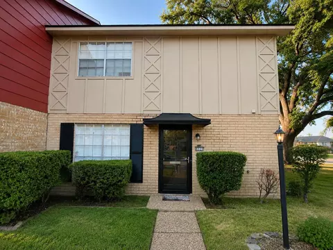 8520 Grover Pl, Shreveport, LA 71115