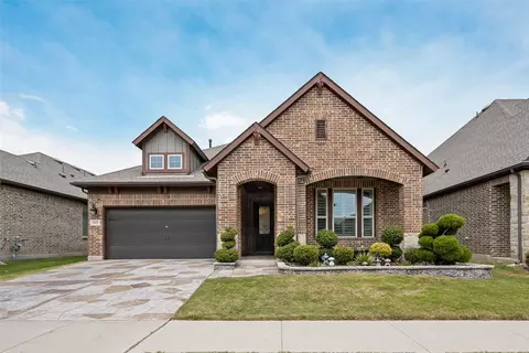 2615 High Bluff Dr, Mansfield, TX 76063