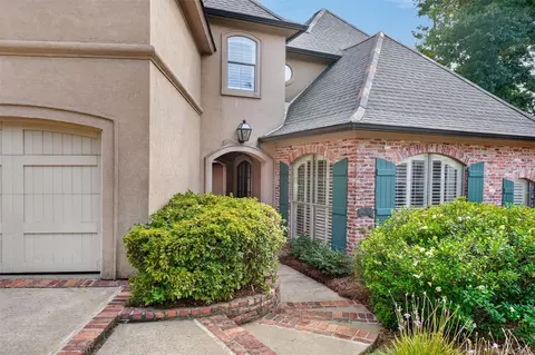 18 Beaux Rivages Dr, Shreveport, LA 71106