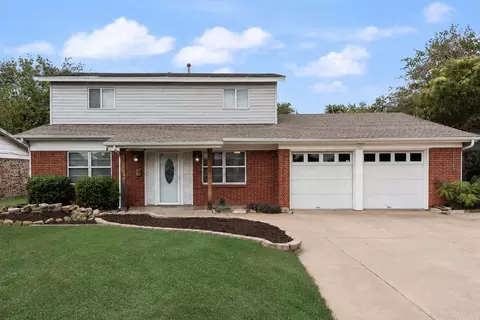 244 Palomino Dr, Saginaw, TX 76179