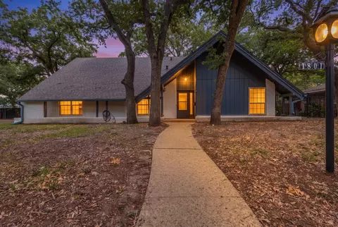 1801 Green Oaks Dr, Irving, TX 75061