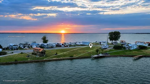6447 Peninsula Rd, Kerens, TX 75144