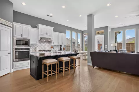 1123 Highgate Rd, Forney, TX 75126