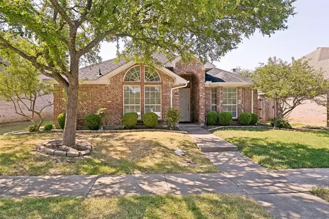513 Creek Ct, Lewisville, TX 75067