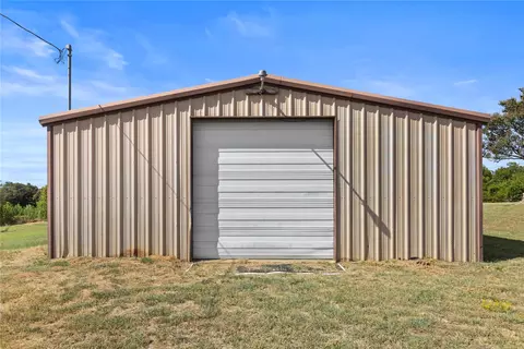 Other - 1901 E Texas St, Denison, TX 75021 photo 5 of 16