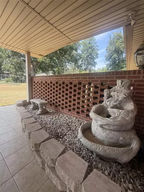 Exterior - 304 6th St NW, Springhill, LA 71075 photo 6 of 6