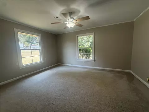 Bedroom - 304 6th St NW, Springhill, LA 71075 photo 6 of 10