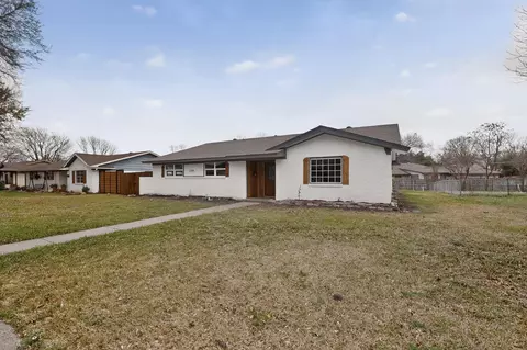 11360 Drummond Dr, Dallas, TX 75228