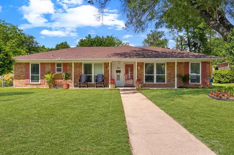 347 Merribrook Trl, Duncanville, TX 75116