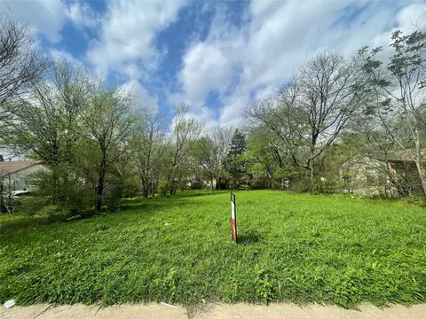 3903 S Marsalis Ave, Dallas, TX 75216