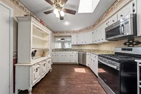 Kitchen - 406 Ocampo Ct, Waco, TX 76708 photo 1 of 3