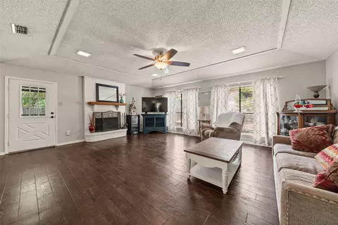 Living - 406 Ocampo Ct, Waco, TX 76708 photo 1 of 2