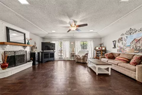 Living - 406 Ocampo Ct, Waco, TX 76708 photo 2 of 2
