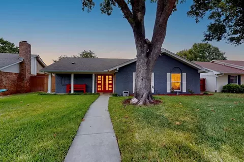 2117 Homestead Pl, Garland, TX 75044