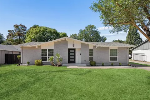 8148 Clear Springs Rd, Dallas, TX 75240