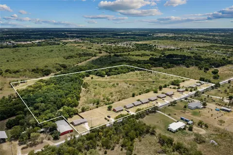 3201-3227 NW Cr 2004, Corsicana, TX 75110