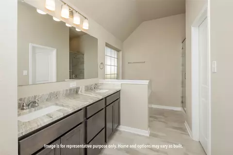 Bath - 11504 Themis Ct, Lorena, TX 76655 photo 3 of 4