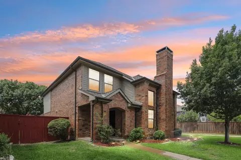 719 Woodlake Dr, Coppell, TX 75019
