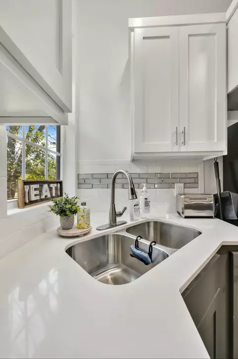 Kitchen - 2024 Edna Ave, Waco, TX 76708 photo 1 of 1