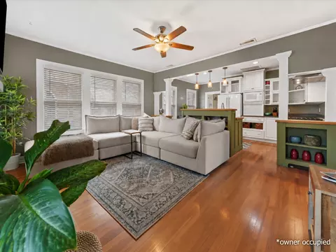708 Blaylock Dr, Dallas, TX 75203