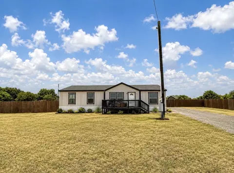 142 Gary Ct, Decatur, TX 76234
