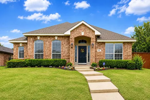 2401 Fieldcrest Dr, Rockwall, TX 75032