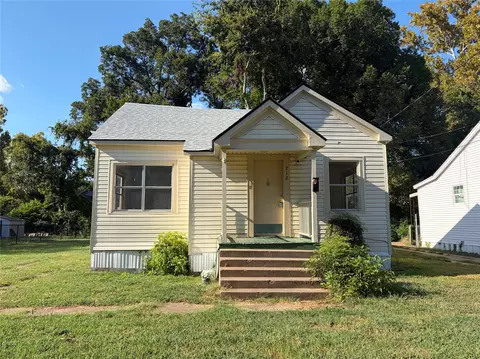 212 Elmwood St, Shreveport, LA 71104