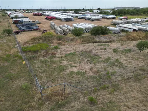 8306 I-20, Clyde, TX 79510 photo 13