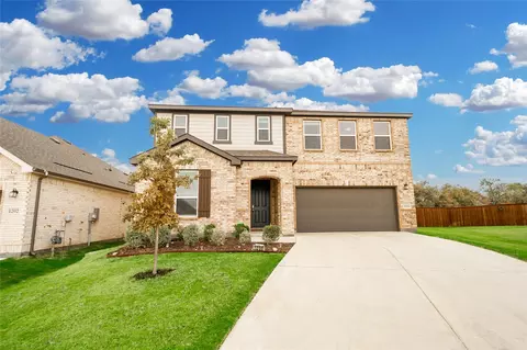 1200 Lancaster Dr, Justin, TX 76247