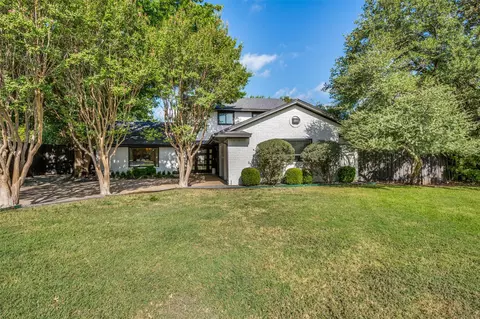 10131 Pensive Dr, Dallas, TX 75229