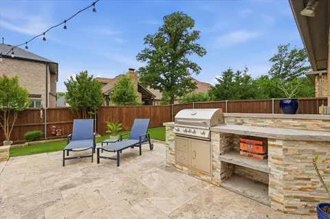 Exterior - 332 Nora Ln, Argyle, TX 76226 photo 10 of 10