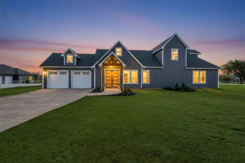 1561 Dixie Estates Way, Whitesboro, TX 76273
